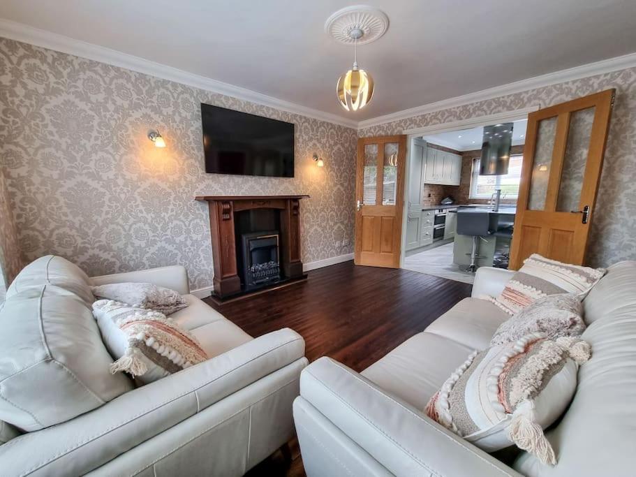Stunning Family Home Close To The City Centre Manchester Exterior foto